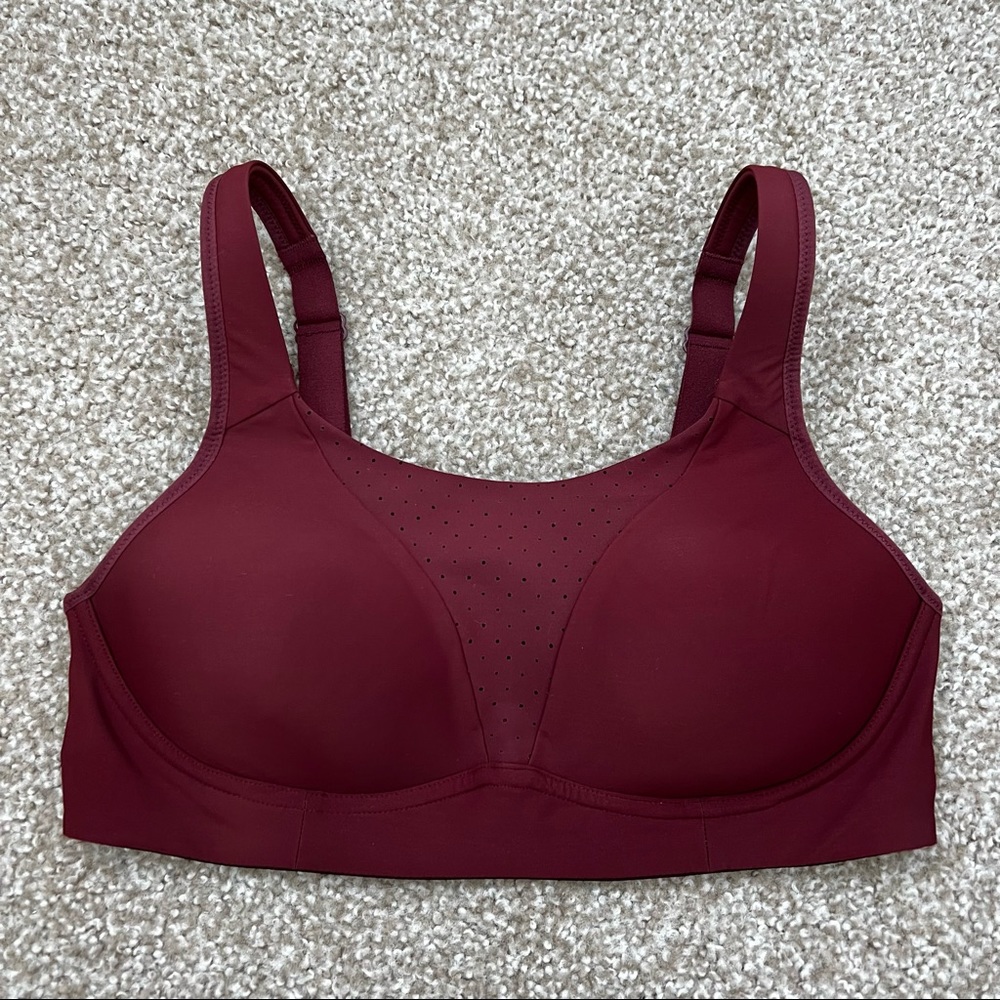Lululemon Run Times Bra red merlot